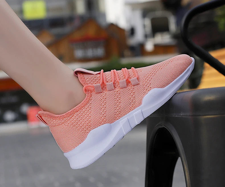 Non-slip Men's Women Lightweight Running Casual Tennis Shoes Breathable Comfortable Mesh Mama Gym Sneakers  zapatos de mujer