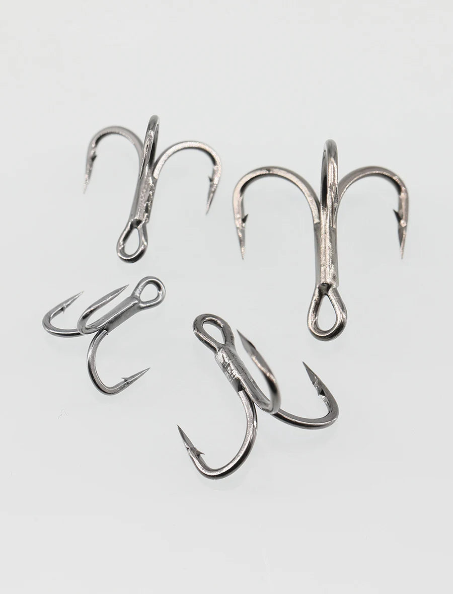 Fishing Treble Hook 6X Strong Carbon Steel Classic Round Bend Triple Fish Hooks Set Hooks for Big Game Bluefish Salmon Kingfish