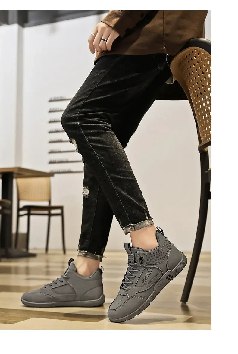 Men's Flat Sports Shoes Autumn 2024 New Outdoor Men's Vulcanized Shoes Casual Running Shoes Versatile Fashion Trend Work Boots