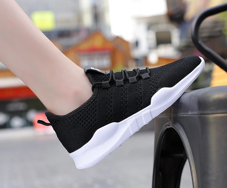 Non-slip Men's Women Lightweight Running Casual Tennis Shoes Breathable Comfortable Mesh Mama Gym Sneakers  zapatos de mujer