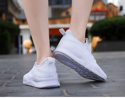 Non-slip Men's Women Lightweight Running Casual Tennis Shoes Breathable Comfortable Mesh Mama Gym Sneakers  zapatos de mujer